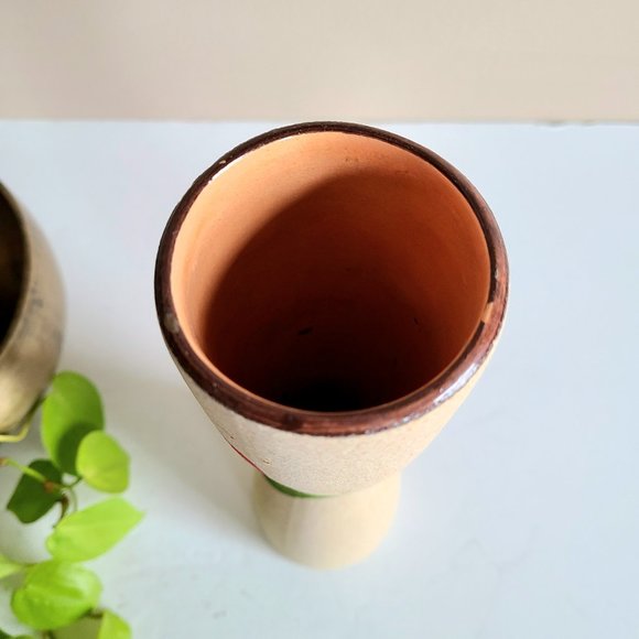 Ceramic vase with tulip motif. - Picture 3 of 4